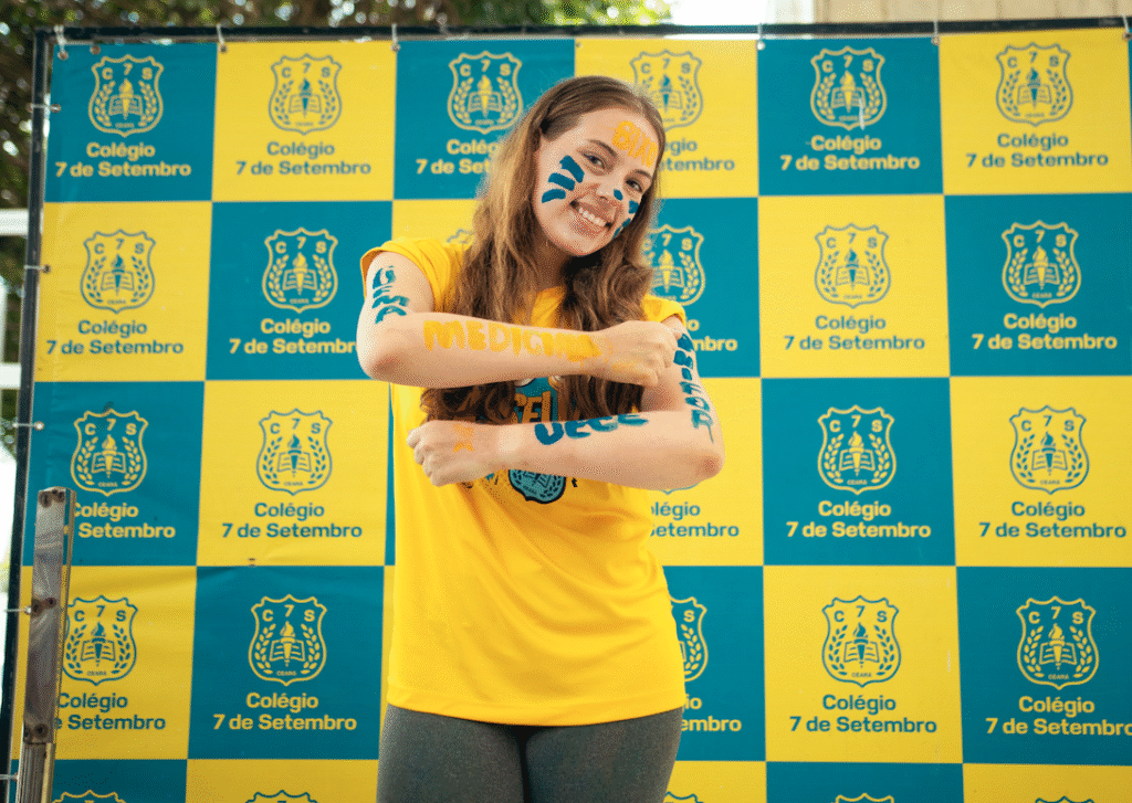 Colégio 7 de Setembro celebra aprovações no vestibular da UECE