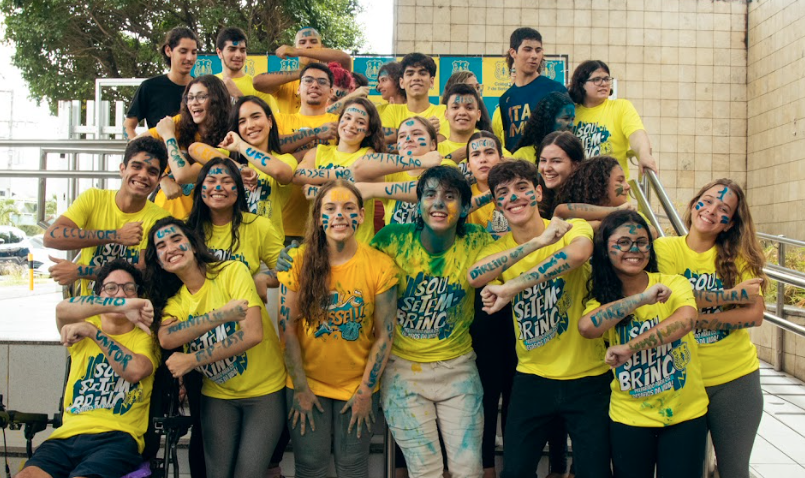 Terceirão 2025 celebra aprovação em universidades com trote