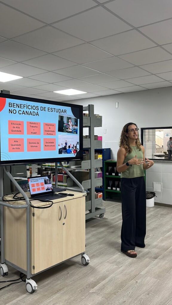 Colégio 7 de Setembro faz “Canadá day” para orientar alunos sobre intercâmbio